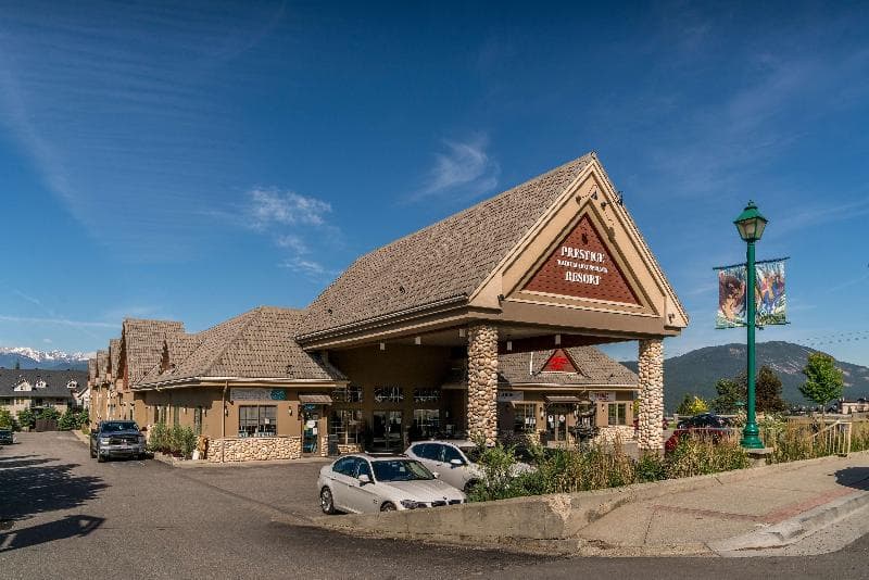 Prestige Radium Hot Springs Resort, BW Premier Collection, photo 1