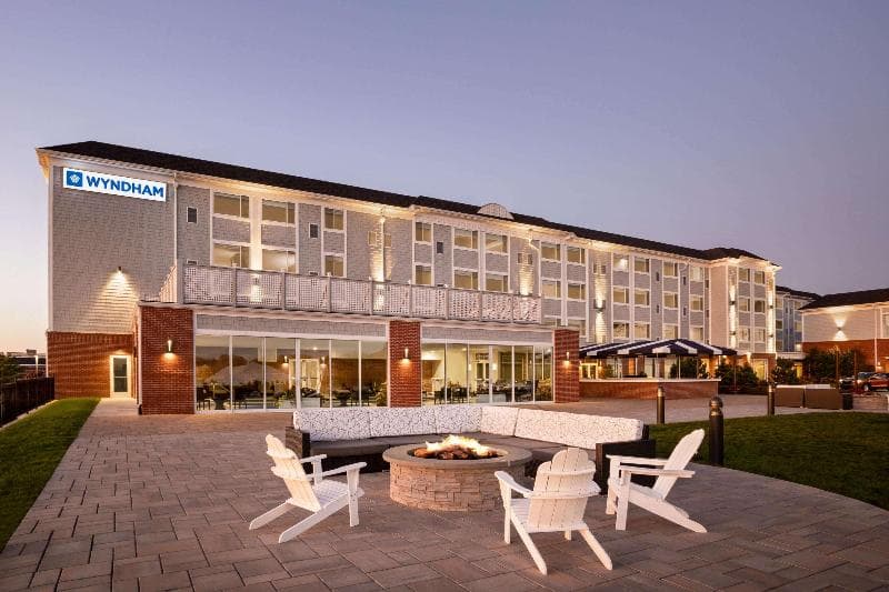 Wyndham Newport Hotel, photo 1