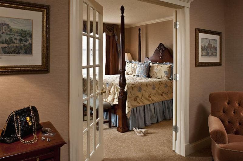 The Saint Paul Hotel, photo 1