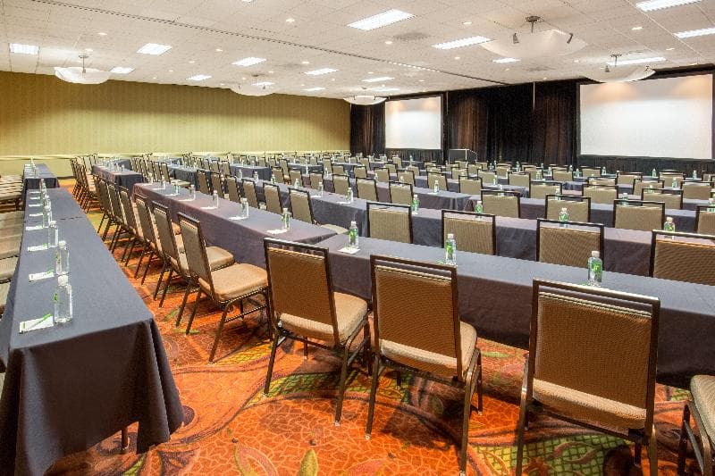 Holiday Inn Portland Airport (I-205), photo 1
