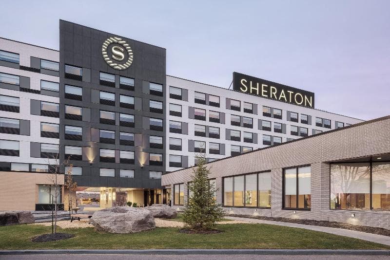 Sheraton Laval Hotel, photo 1