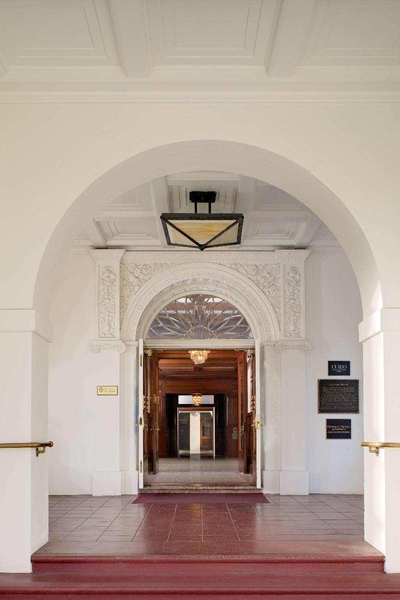 Hayes Mansion San Jose, Curio Collection by Hilton, photo 1