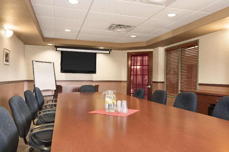 Days Inn by Wyndham Thunder Bay North, photo 1