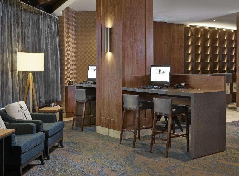 DoubleTree by Hilton Hotel & Conference Centre Regina, photo 1