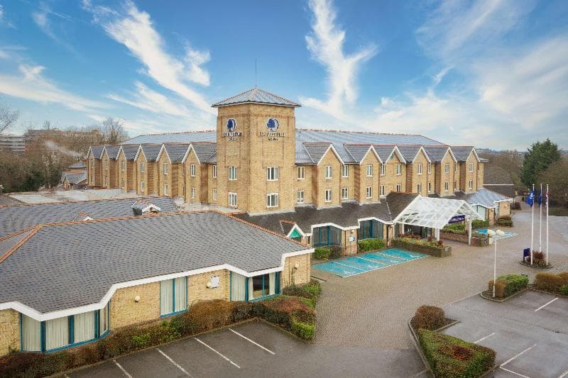 DoubleTree by Hilton London Elstree photo 1