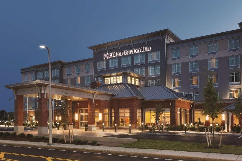 Hilton Garden Inn Boston Logan Airport, photo 1
