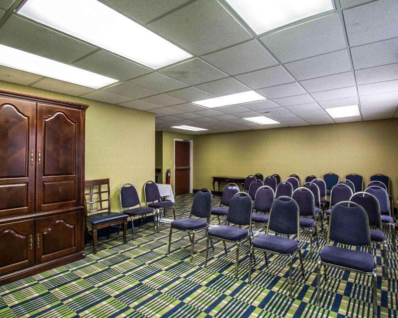 Comfort Inn & Suites Lantana West Palm Beach South, photo 1