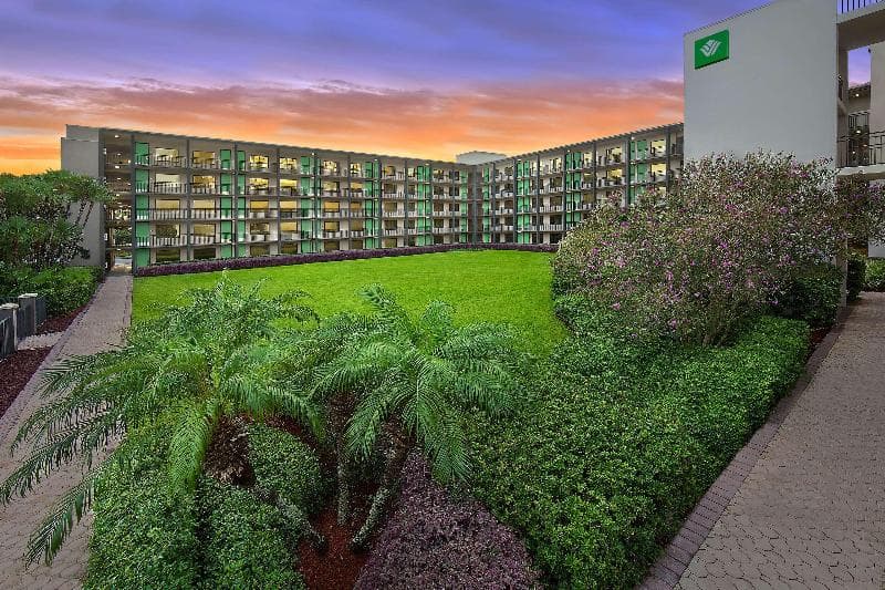 Wyndham Garden Lake Buena Vista Disney Springs Resort Area, photo 1