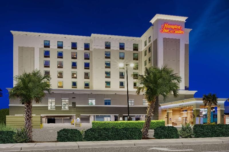 Hampton Inn & Suites by Hilton Carolina Beach Oceanfront photo 1