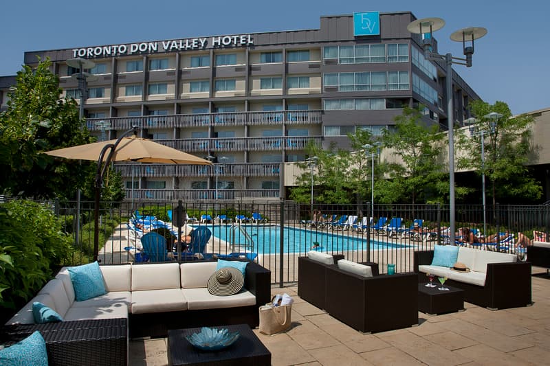 Toronto Don Valley Hotel & Suites, photo 1