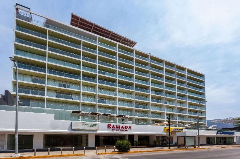 Ramada by Wyndham Acapulco Hotel & Suites, photo 1