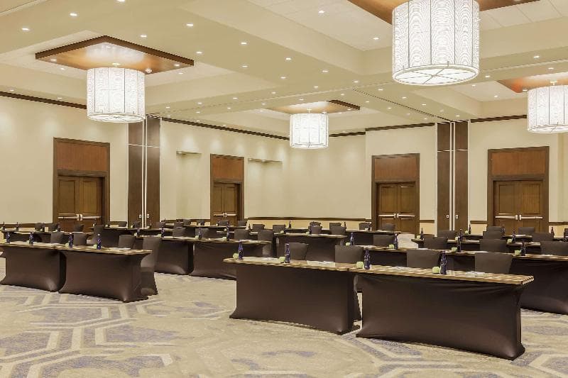 Embassy Suites by Hilton Syracuse Destiny USA, photo 1
