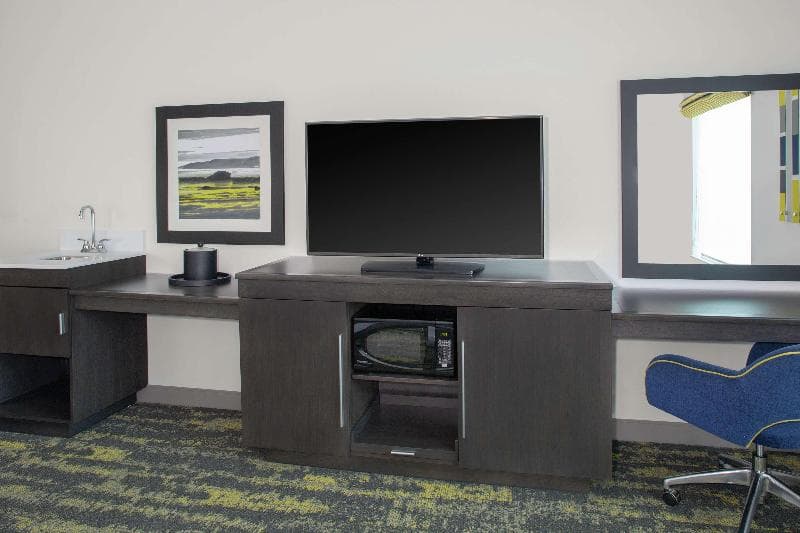 Hampton Inn & Suites by Hilton-Irvine/Orange County Airport,, photo 1