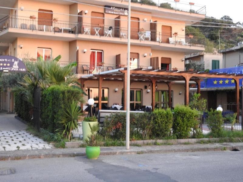 Hotel Chrismare photo 1