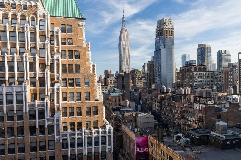 DoubleTree by Hilton New York Times Square South photo 1
