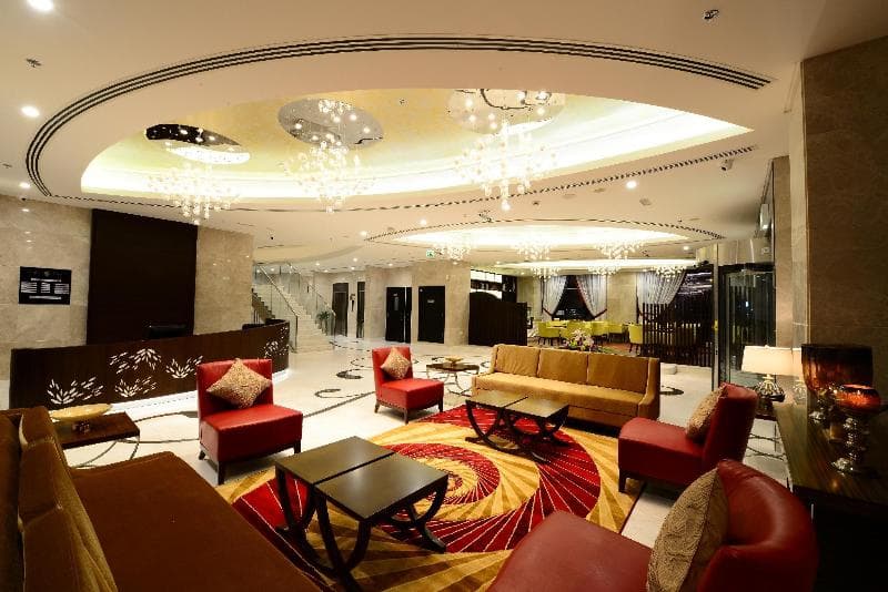 Landmark Premier Hotel, photo 1