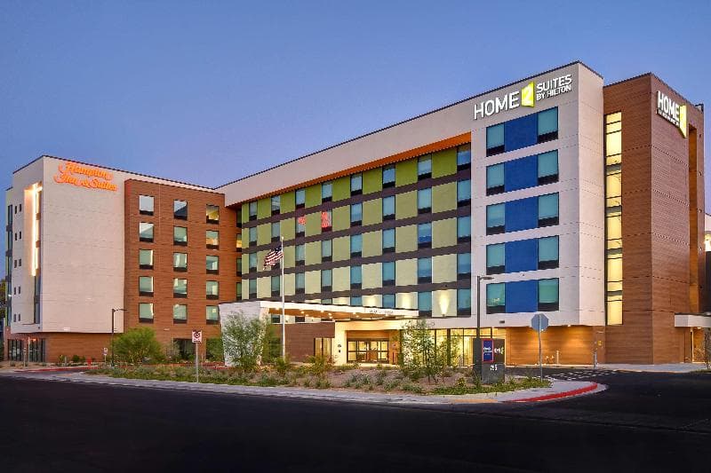 Hampton Inn & Suites Las Vegas Convention Center, photo 1