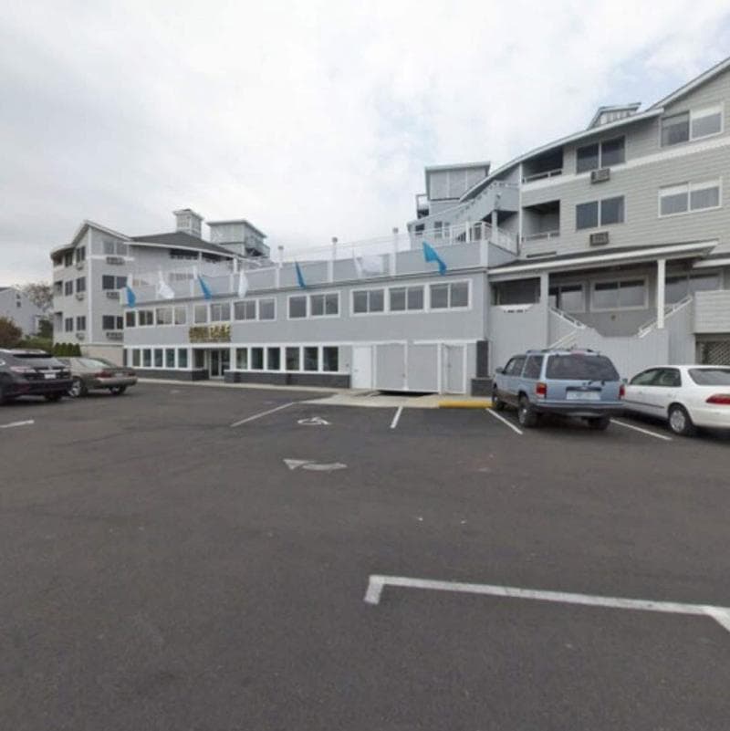 Aqua Blue Hotel & Conference Center, photo 1