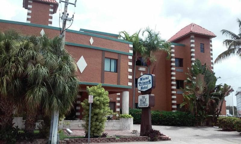 Miami Princess Hotel, photo 1