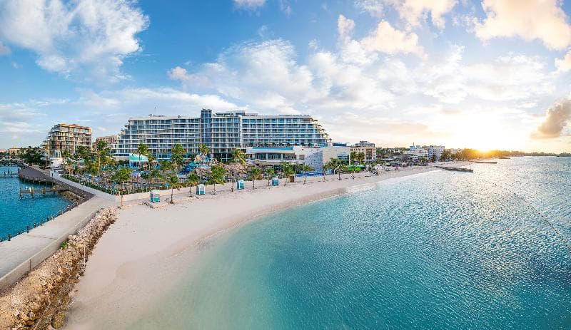 Margaritaville Beach Resort, photo 1