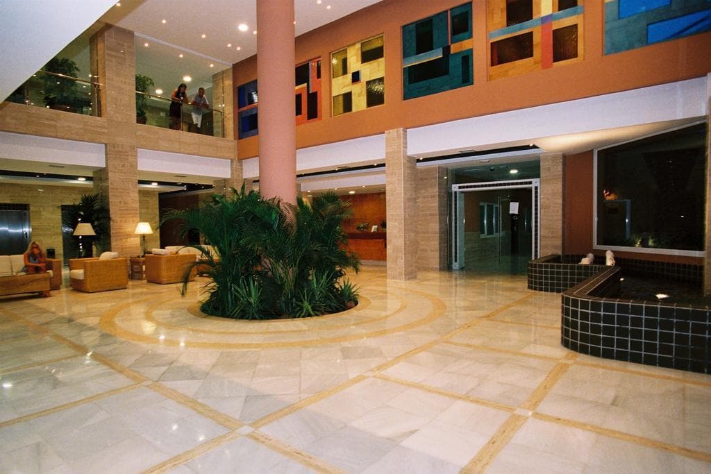 Arena Center photo 4