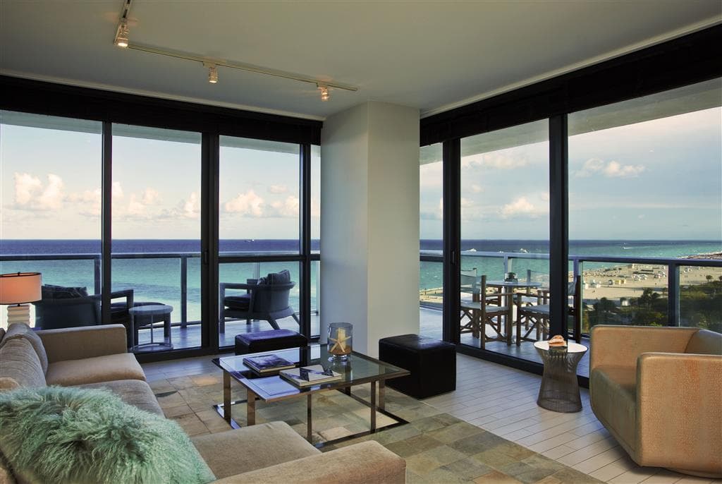 W South Beach photo 3