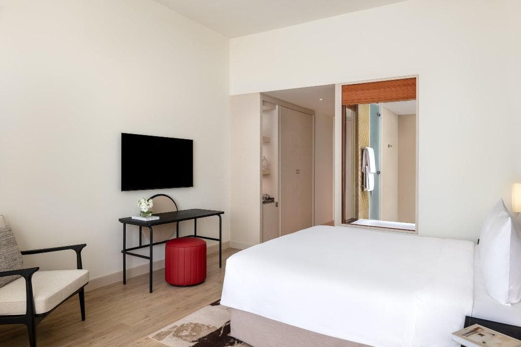 Yas Island Rotana Hotel, photo 5