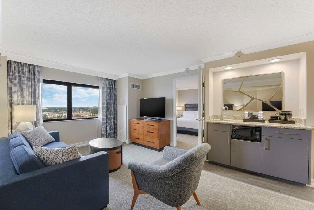 Embassy Suites by Hilton Anaheim/Orange, photo 4