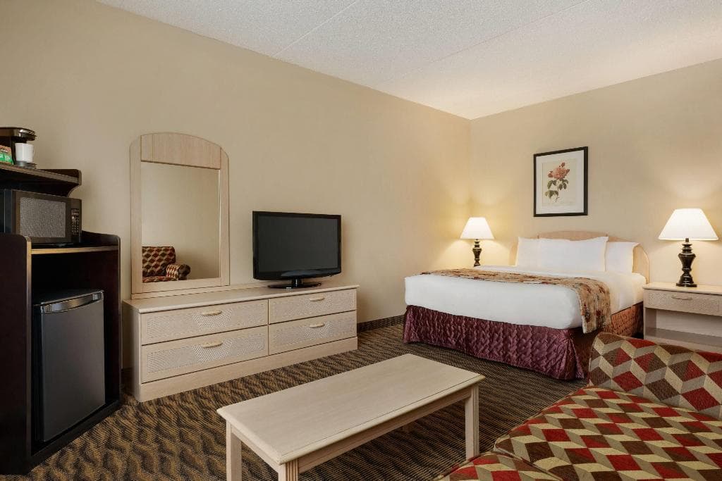 Ramada by Wyndham Fredericton photo 4