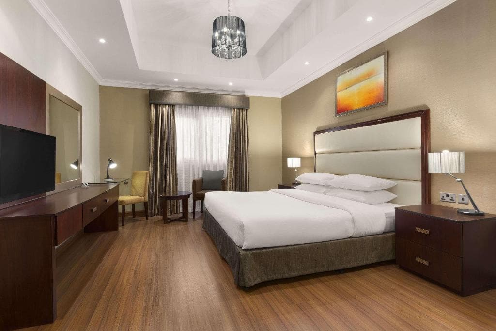 Ramada Hotel & Suites by Wyndham Ajman, photo 4