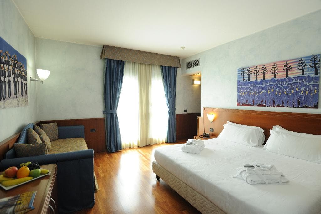 Hotel Raffaello Milan photo 5
