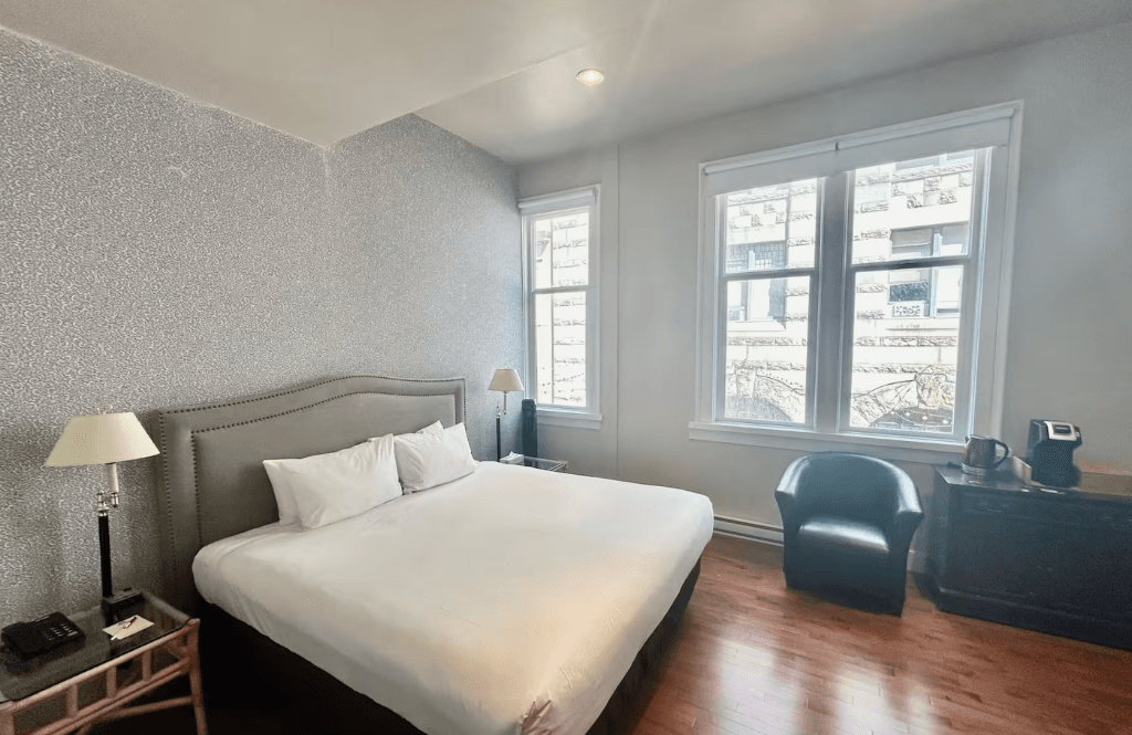 Bedford Regency Hotel, photo 4