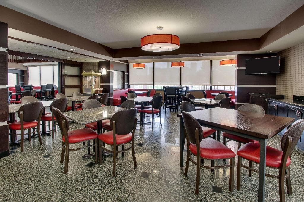 Drury Inn & Suites Houston Near the Galleria, photo 3