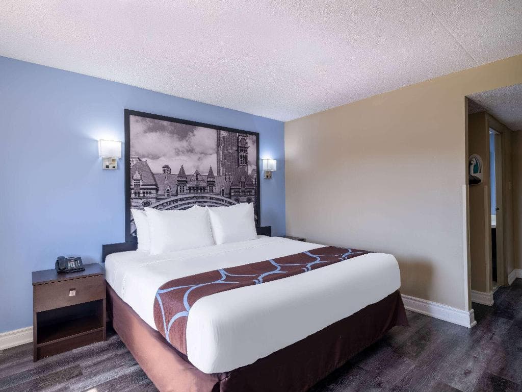 Super 8 by Wyndham Toronto East, photo 3
