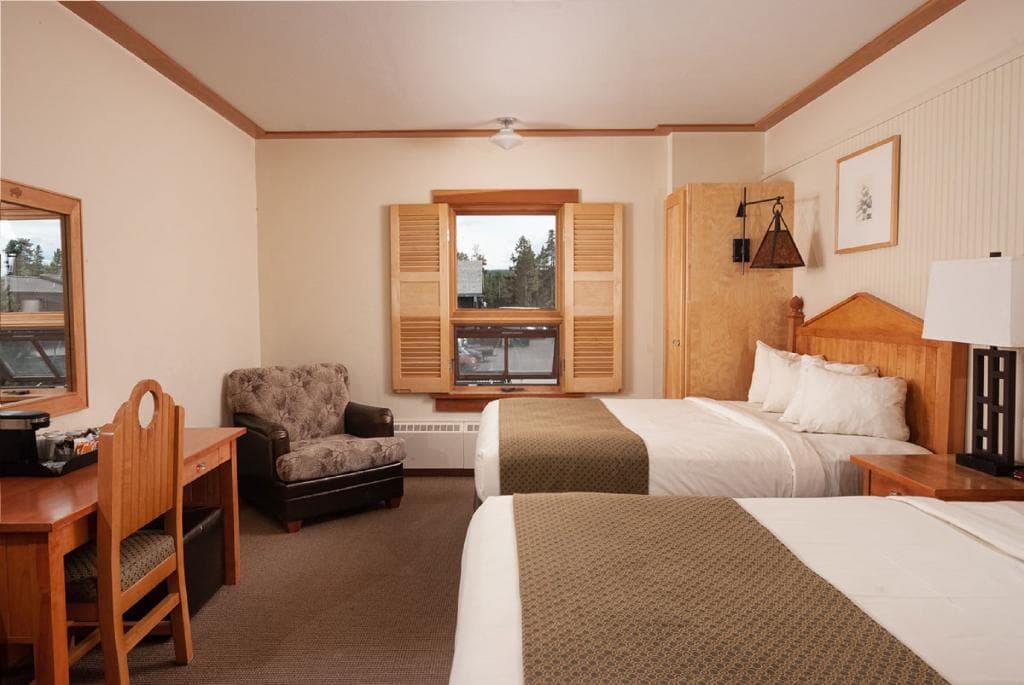 Old Faithful Snow Lodge & Cabins, photo 3