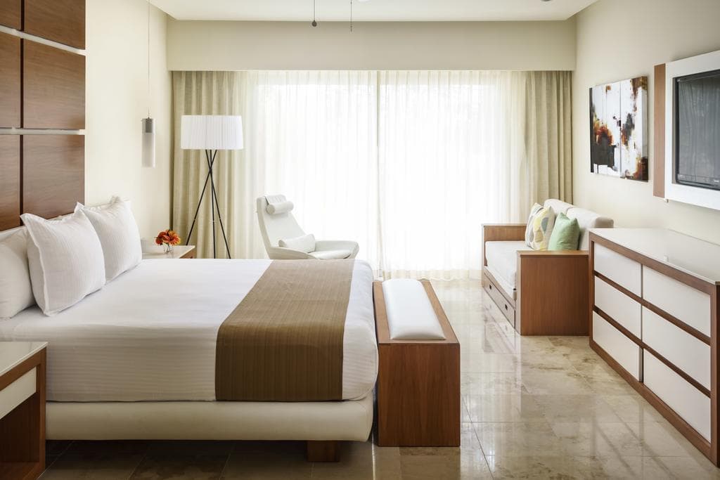 The Reef 28 Hotel & Spa - Luxury Adults Only - All Suites, photo 3