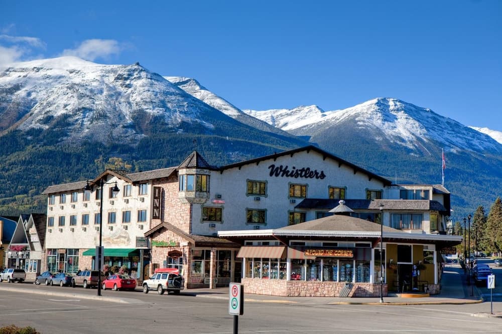 Whistlers Inn, photo 1