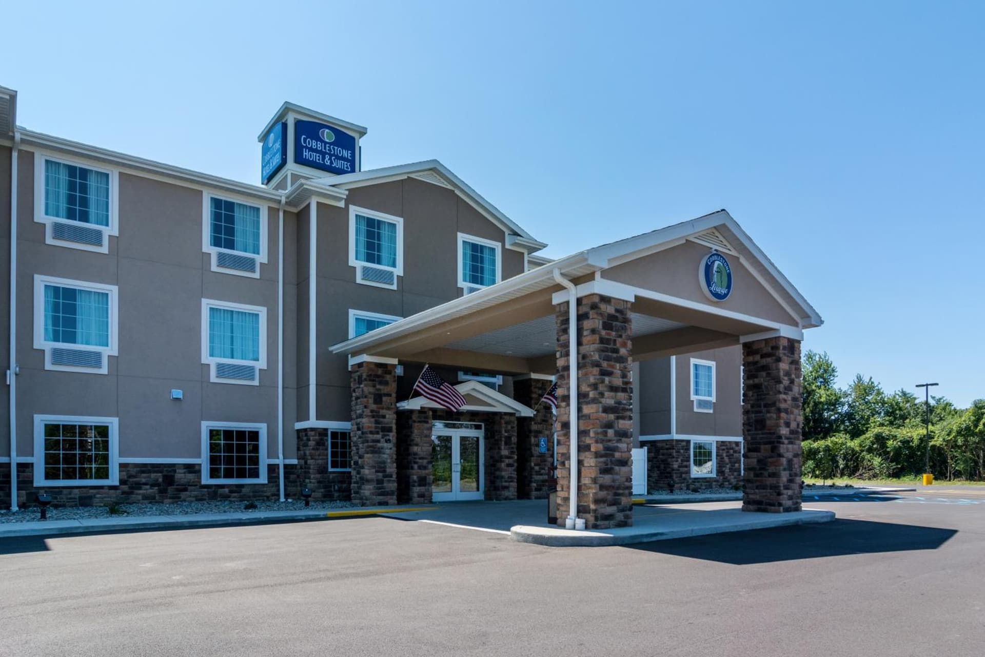 Cobblestone Hotel & Suites - Greenville, photo 1