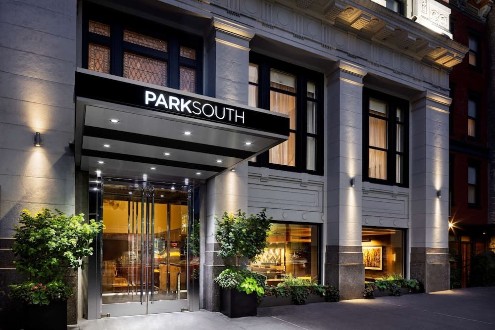 Park South Hotel, photo 1
