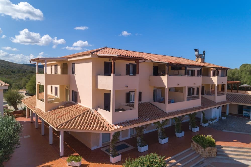 Baia De Bahas Residence, photo 1