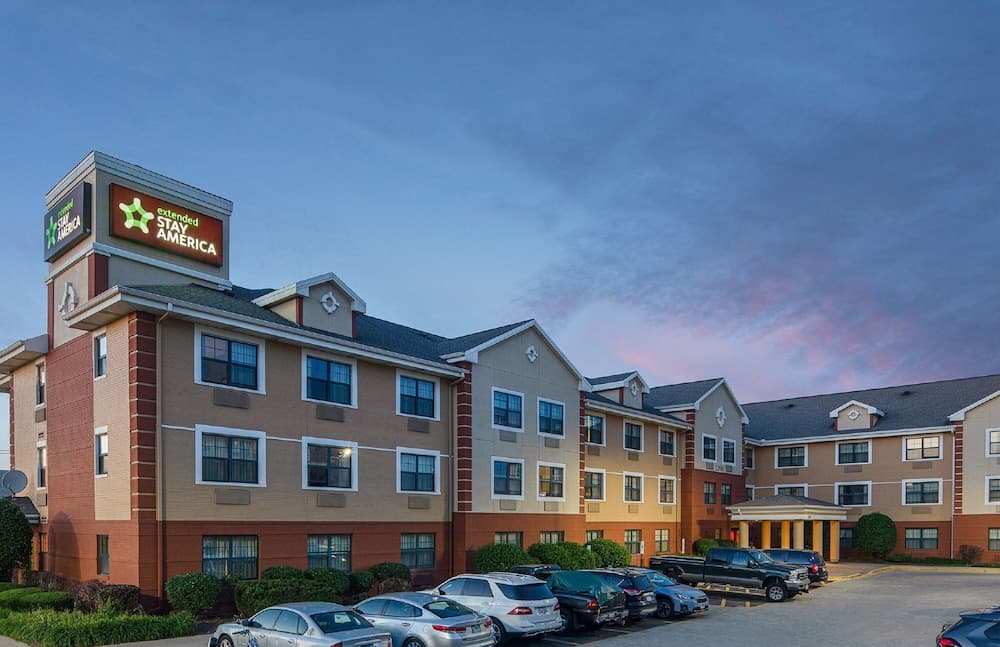 Extended Stay America - Chicago - Woodfield Mall, photo 1