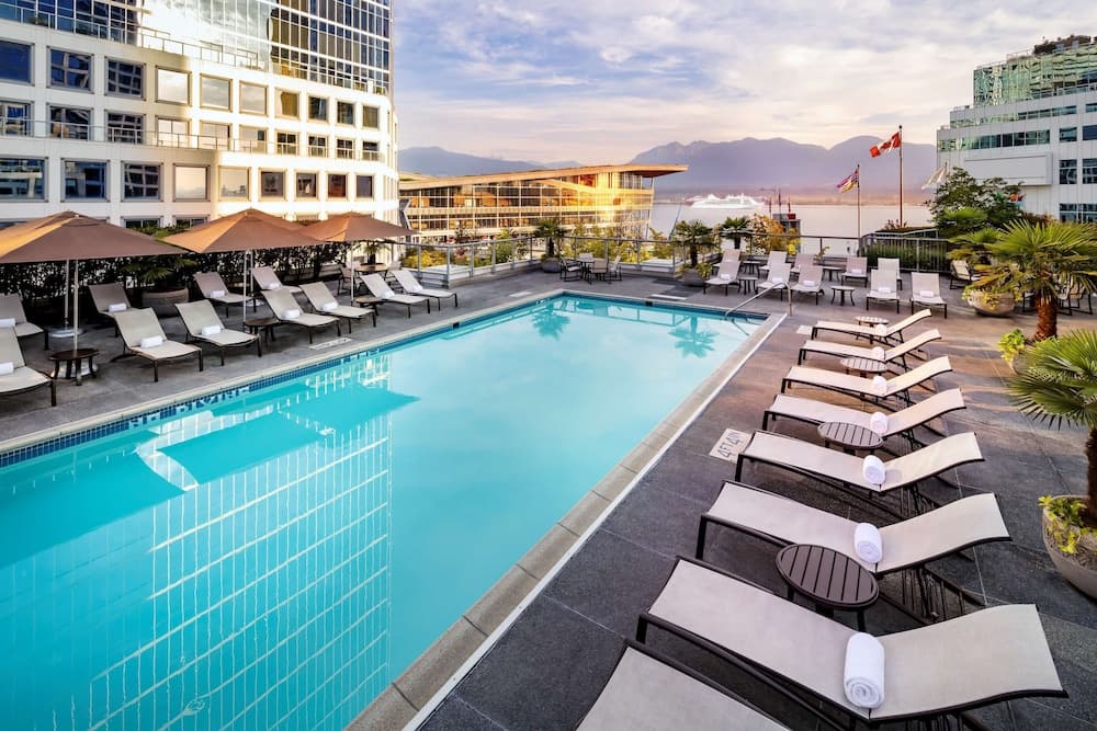 Fairmont Waterfront, photo 1