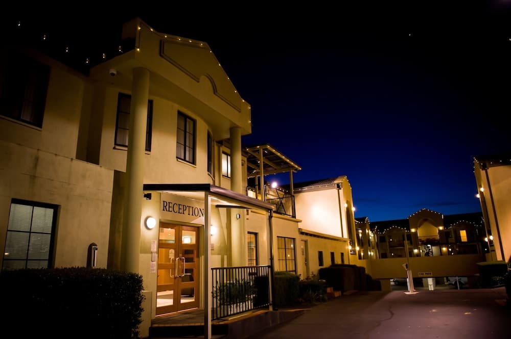 Canberra Parklands Central Apartment Hotel photo 1