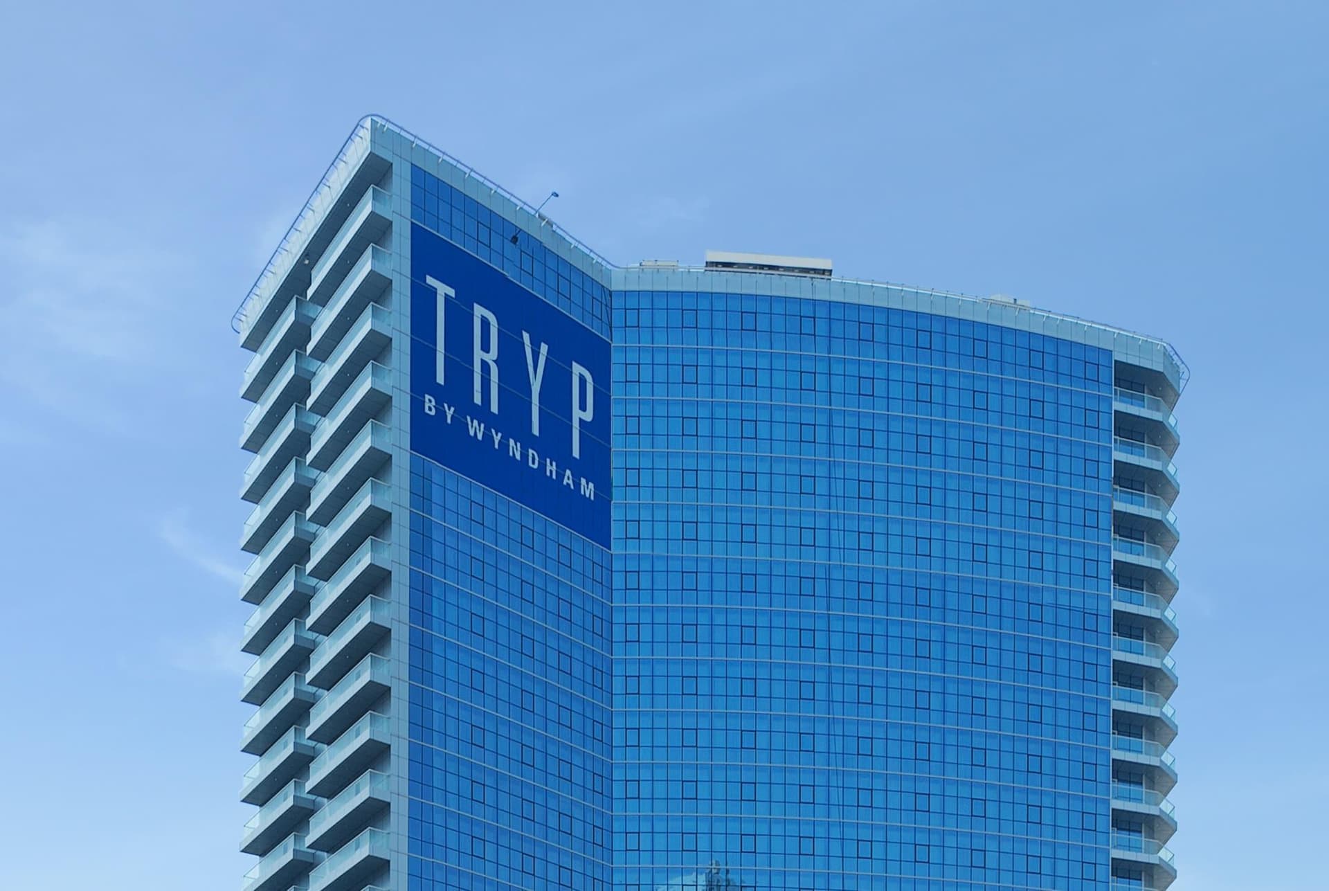 TRYP by Wyndham Dubai photo 1
