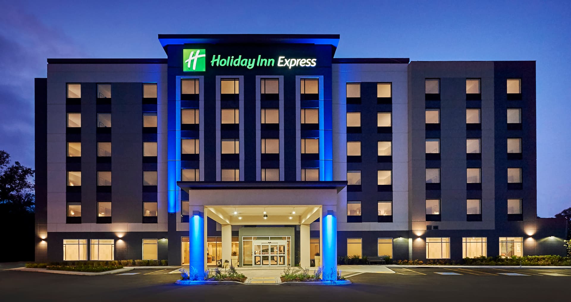 Holiday Inn Express Sarnia - Point Edward photo 1