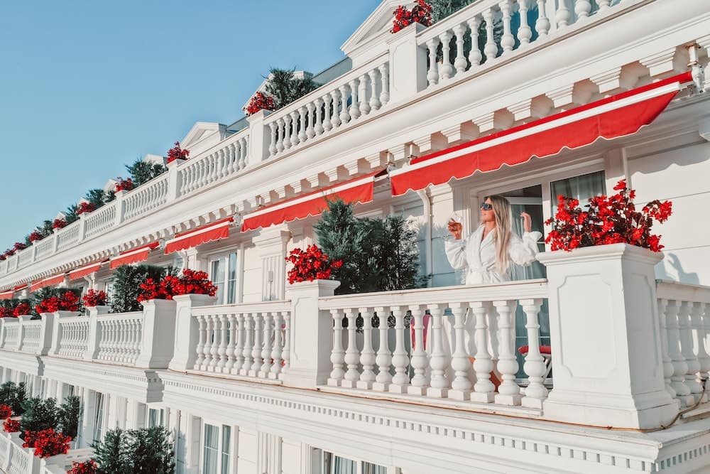 Flower Hotel photo 1