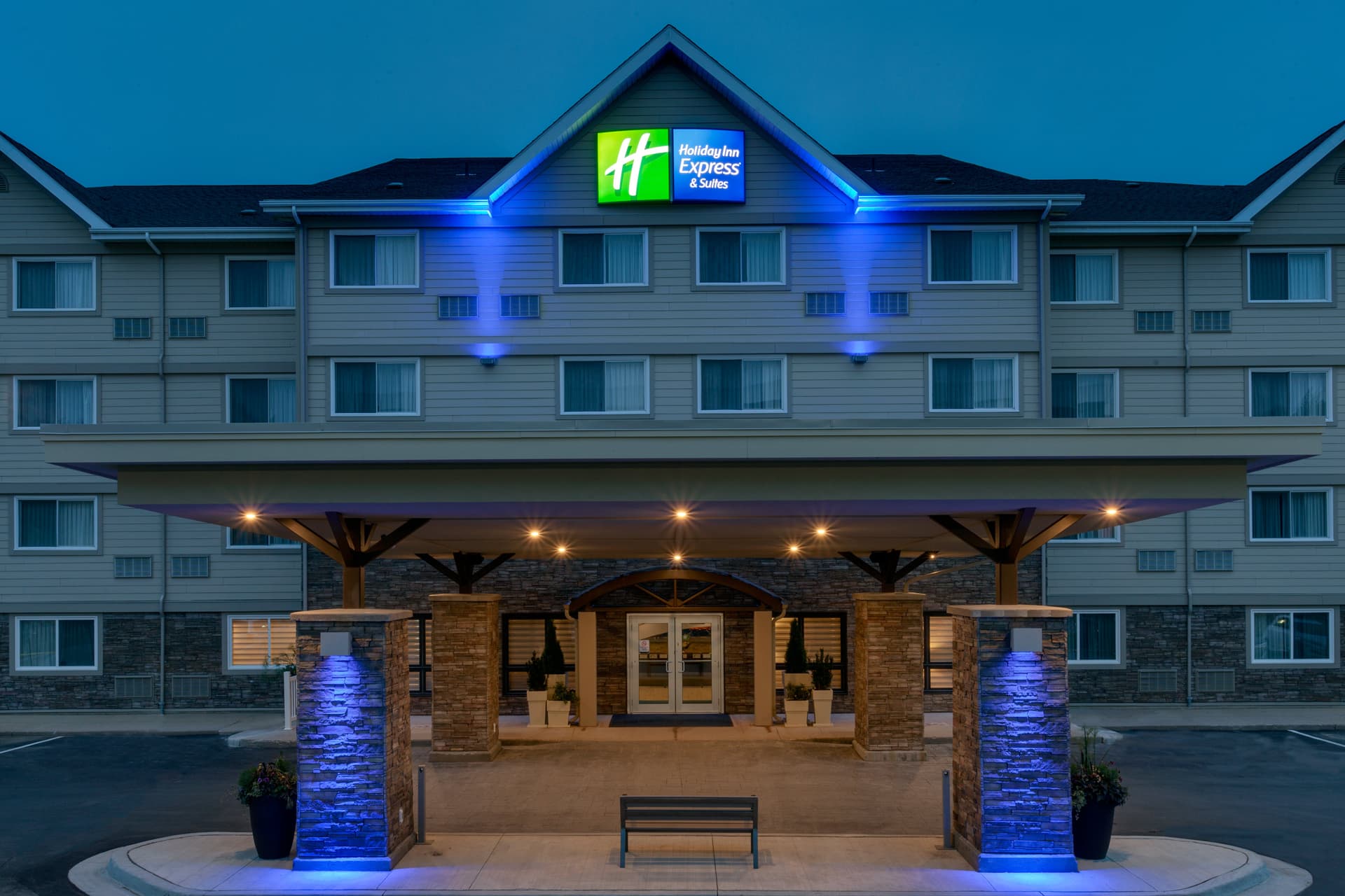 Holiday Inn Express & Suites Fredericton photo 1