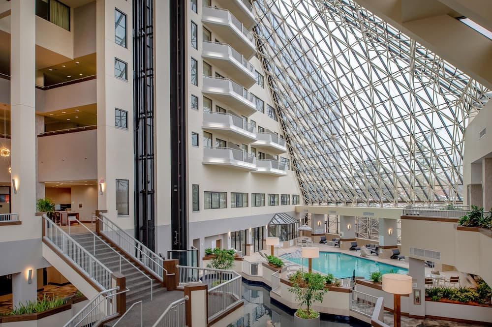 Crowne Plaza St. Louis Airport photo 1