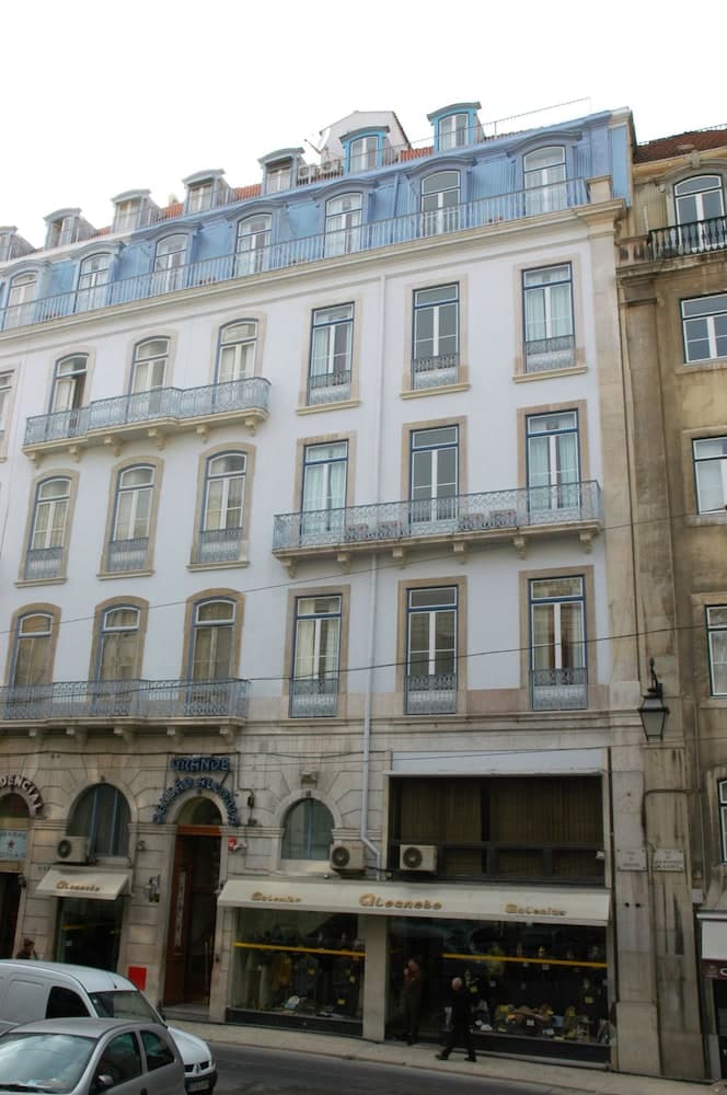 Grande Pensão Residencial Alcobia, photo 1