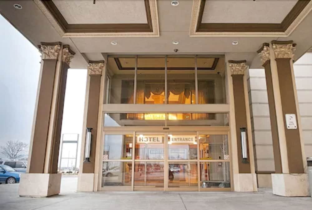 Woodbine Hotel And Suites, photo 1